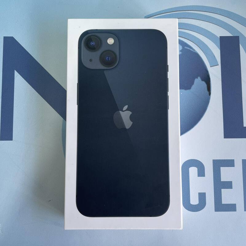 iPhone 13 Midnight