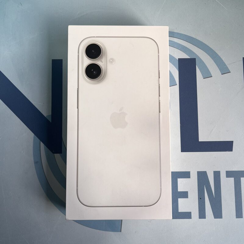 iPhone 16 White