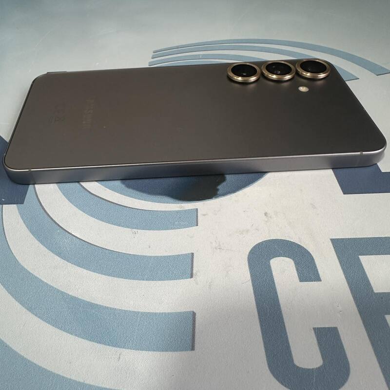 Samsung Galaxy S25 - Image 6