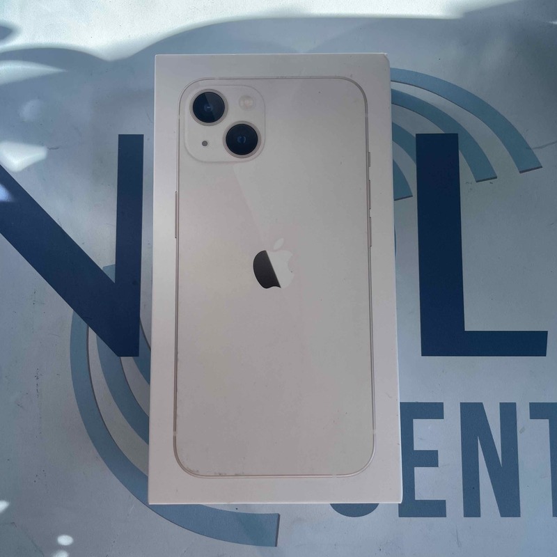 iPhone 13 Starlight