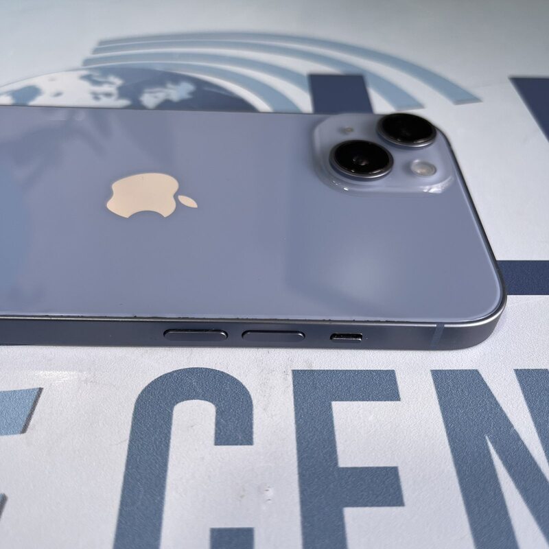 iPhone 14 Blue
