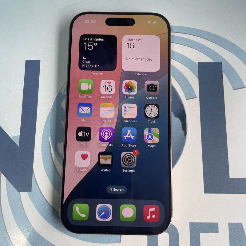 iPhone 16 Pro - Image 2