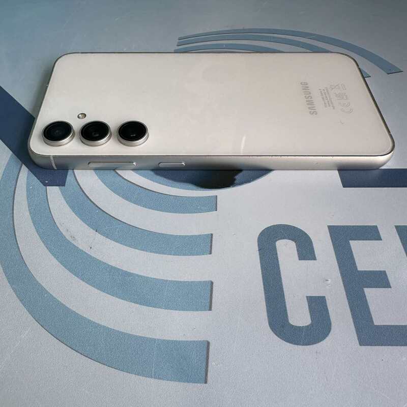 Samsung Galaxy S23 FE - Image 5