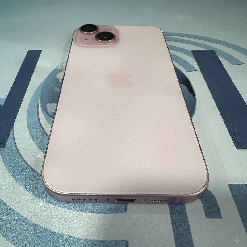 iPhone 15 Pink - Image 3