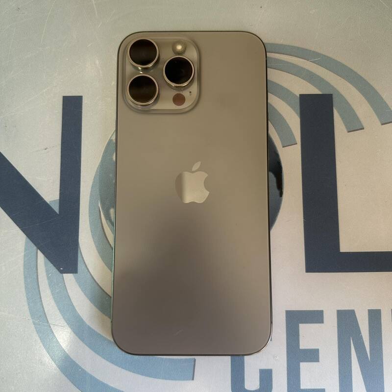 iPhone 16 Pro Max - Image 3