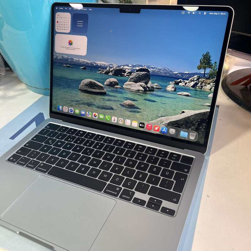 MacBook Air M4
