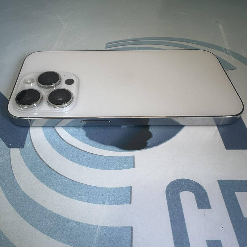 iPhone 14 Pro - Image 6
