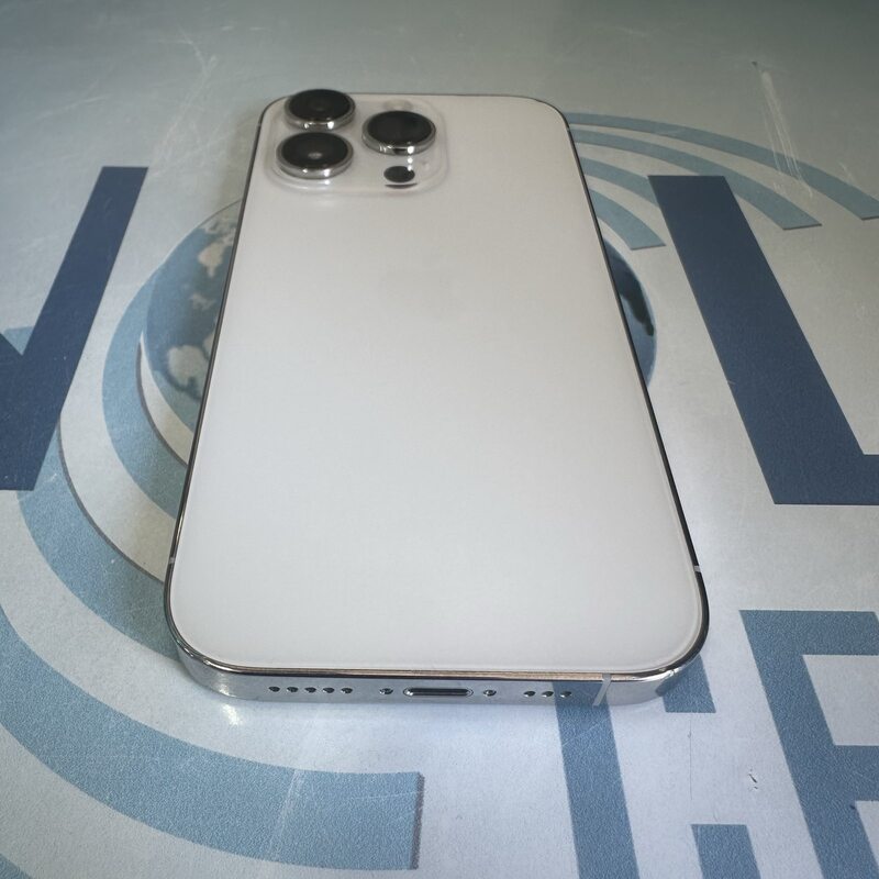 iPhone 14 Pro - Image 4