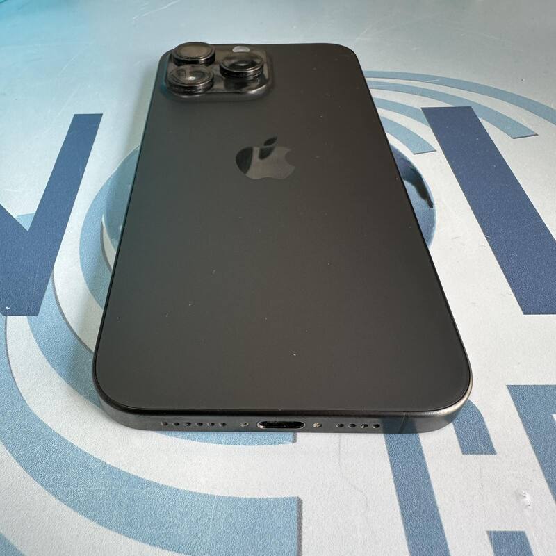 iPhone 15 Pro Max White - Image 4