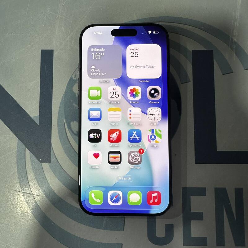 iPhone 17