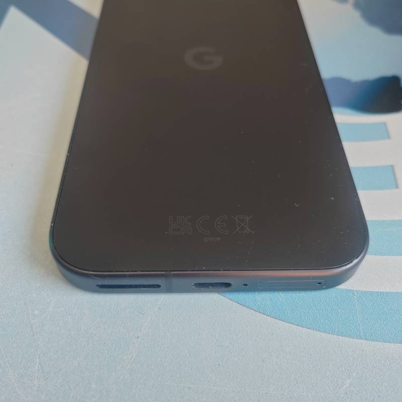 Google Pixel 9a - Image 3