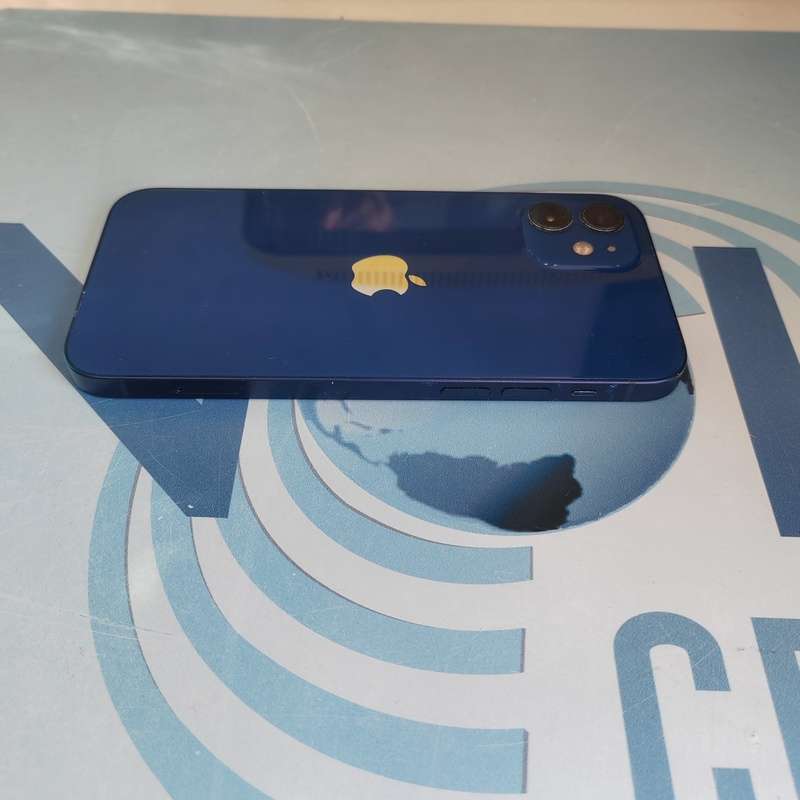 iPhone 12 - Image 6
