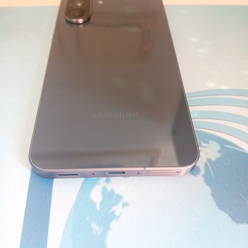 Samsung Galaxy A56 5G - Image 3